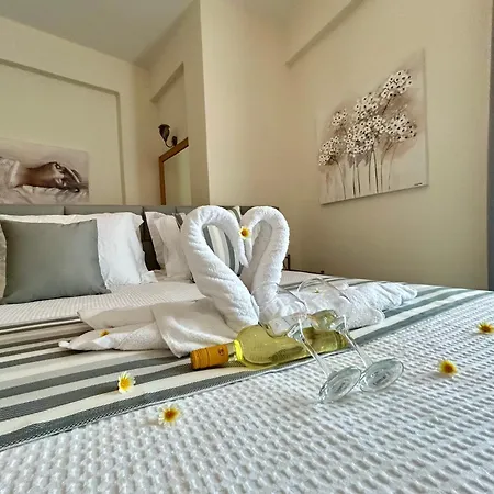 Villa Golden Moments Luxury Stone B Messaria (Santorini)