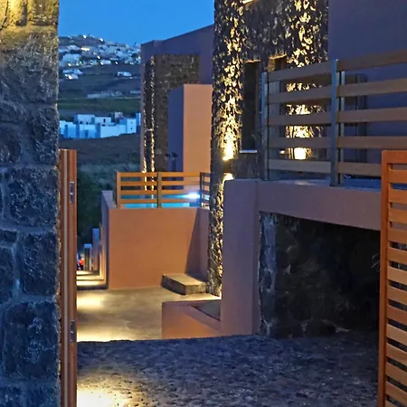 Golden Moments Luxury Stone B Messaria (Santorini)
