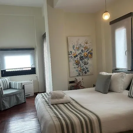 Golden Moments Luxury Stone B